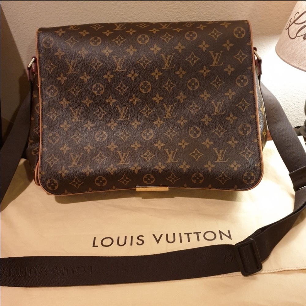 Louis Vuitton Abbesses Messenger Bag